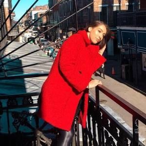 Meet your Posher, Lexi